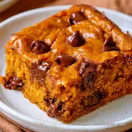 Chewy Pumpkin Chocolate Chip Cookie Bars in 45 Min